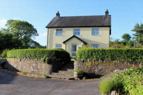 Treberfedd Farm Cottages and Cabins